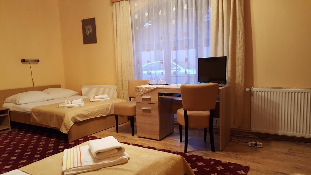Pension Ela Sibiu Exterior photo